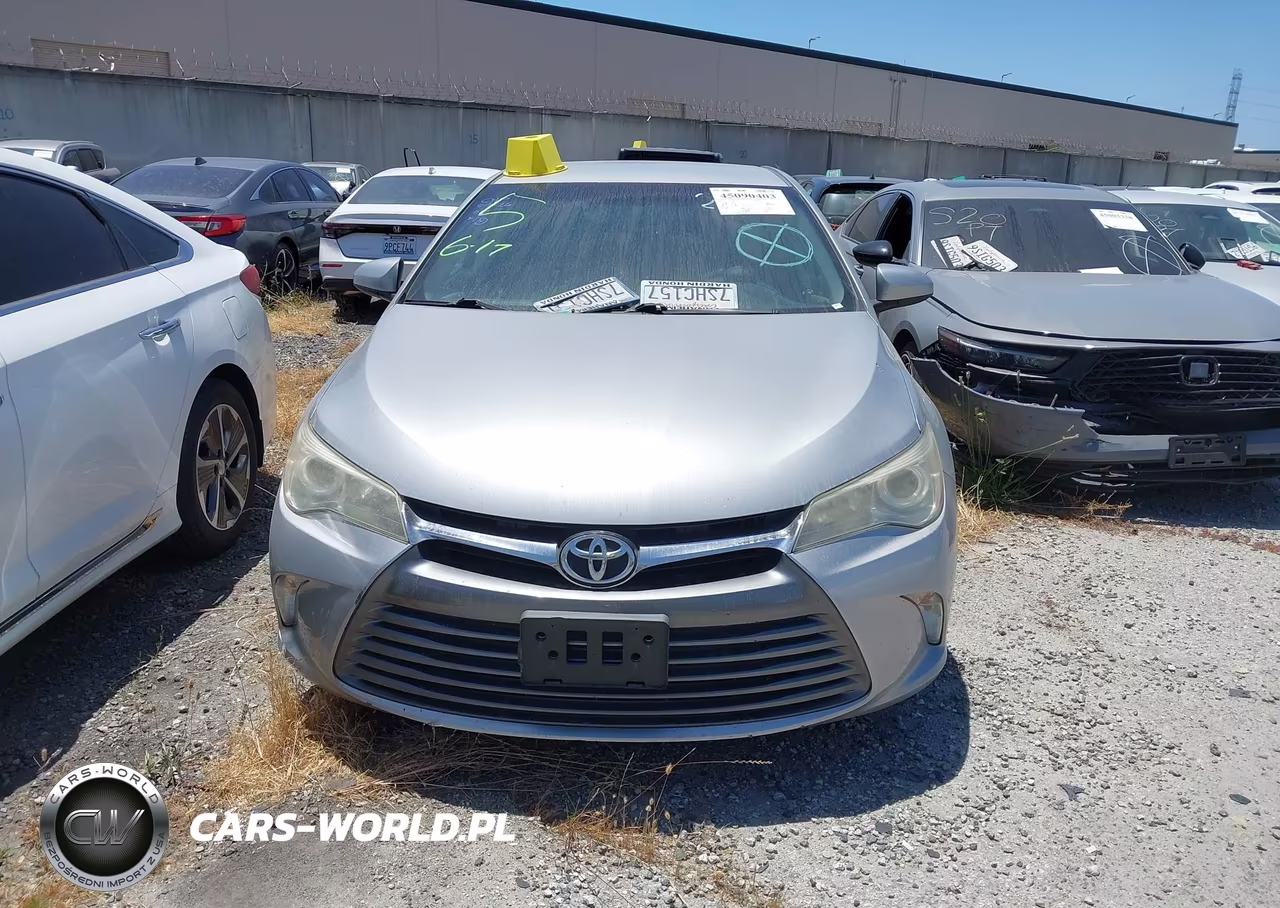2016 Toyota Camry Le VIN:4T4BF1FK3GR524222 - 12
