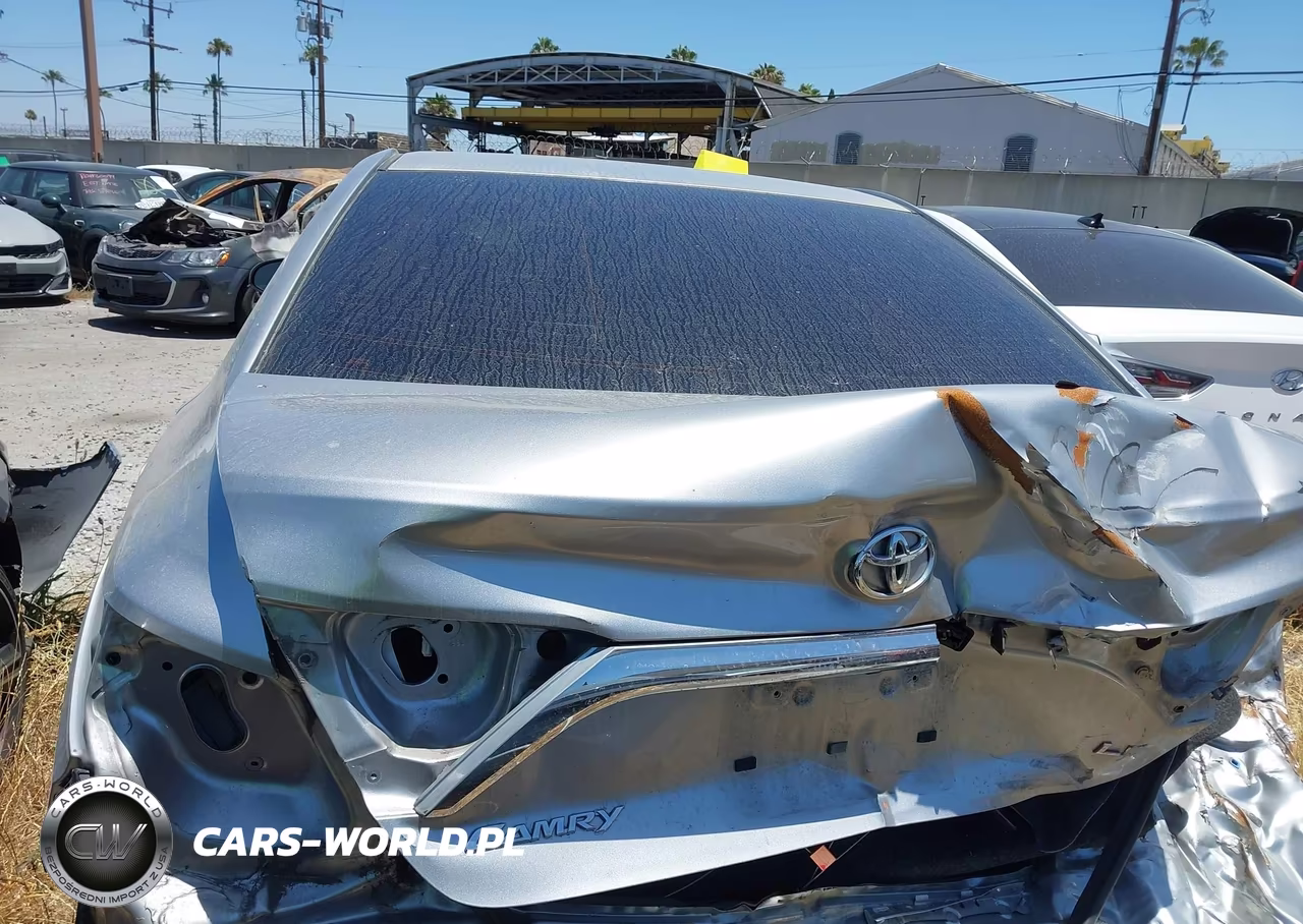 2016 Toyota Camry Le VIN:4T4BF1FK3GR524222 - 16