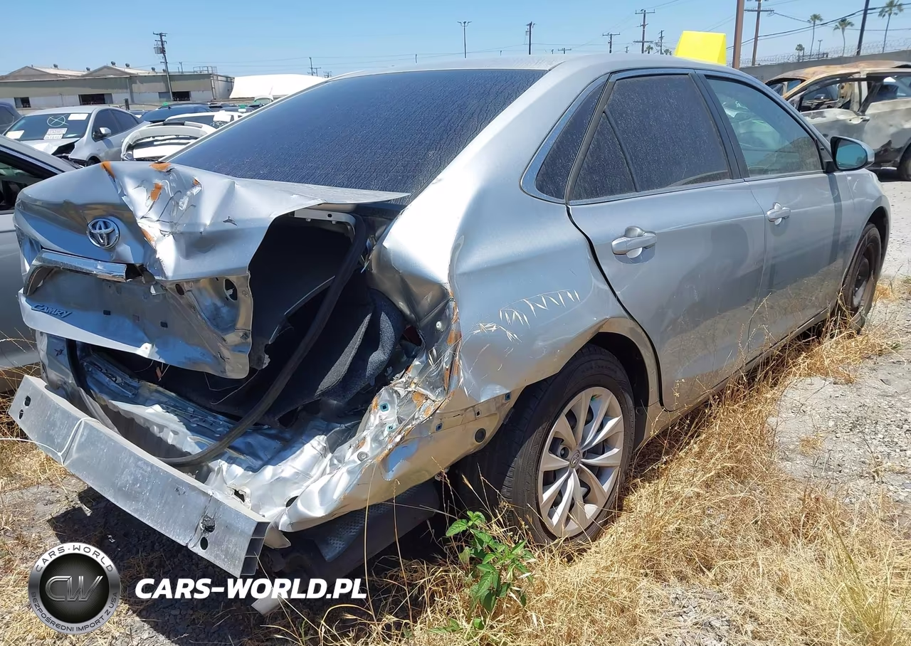 2016 Toyota Camry Le VIN:4T4BF1FK3GR524222 - 4