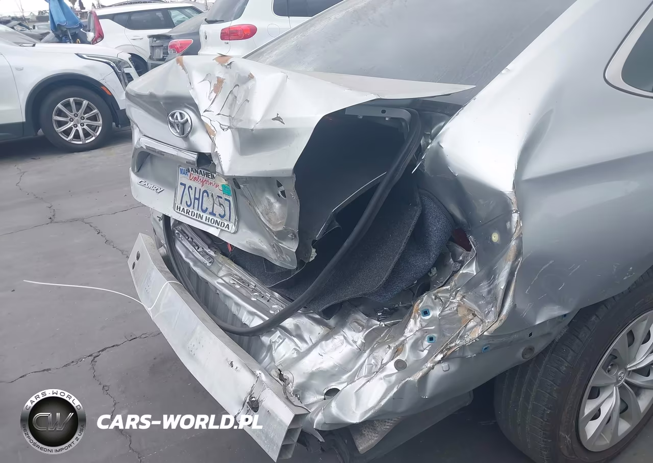 2016 Toyota Camry Le VIN:4T4BF1FK3GR524222 - 6