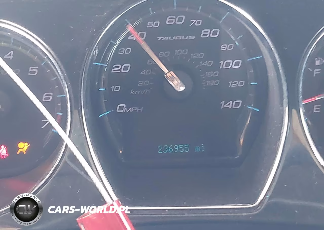 2010 Ford Taurus Limited VIN:1FAHP2FW4AG149449 - 7