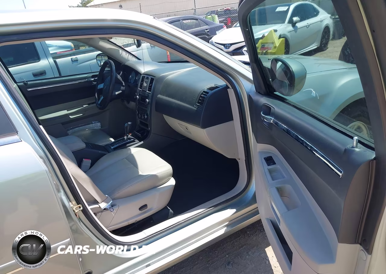 2005 Chrysler 300 Touring VIN:2C3JA53G65H184293 - 5