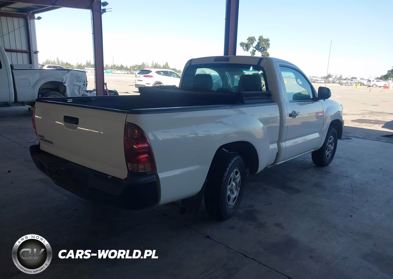 2014 Toyota Tacoma VIN:5TFNX4CN1EX036956 - 4