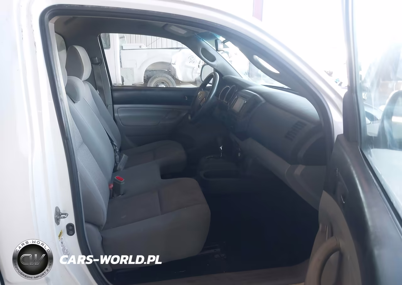 2014 Toyota Tacoma VIN:5TFNX4CN1EX036956 - 5