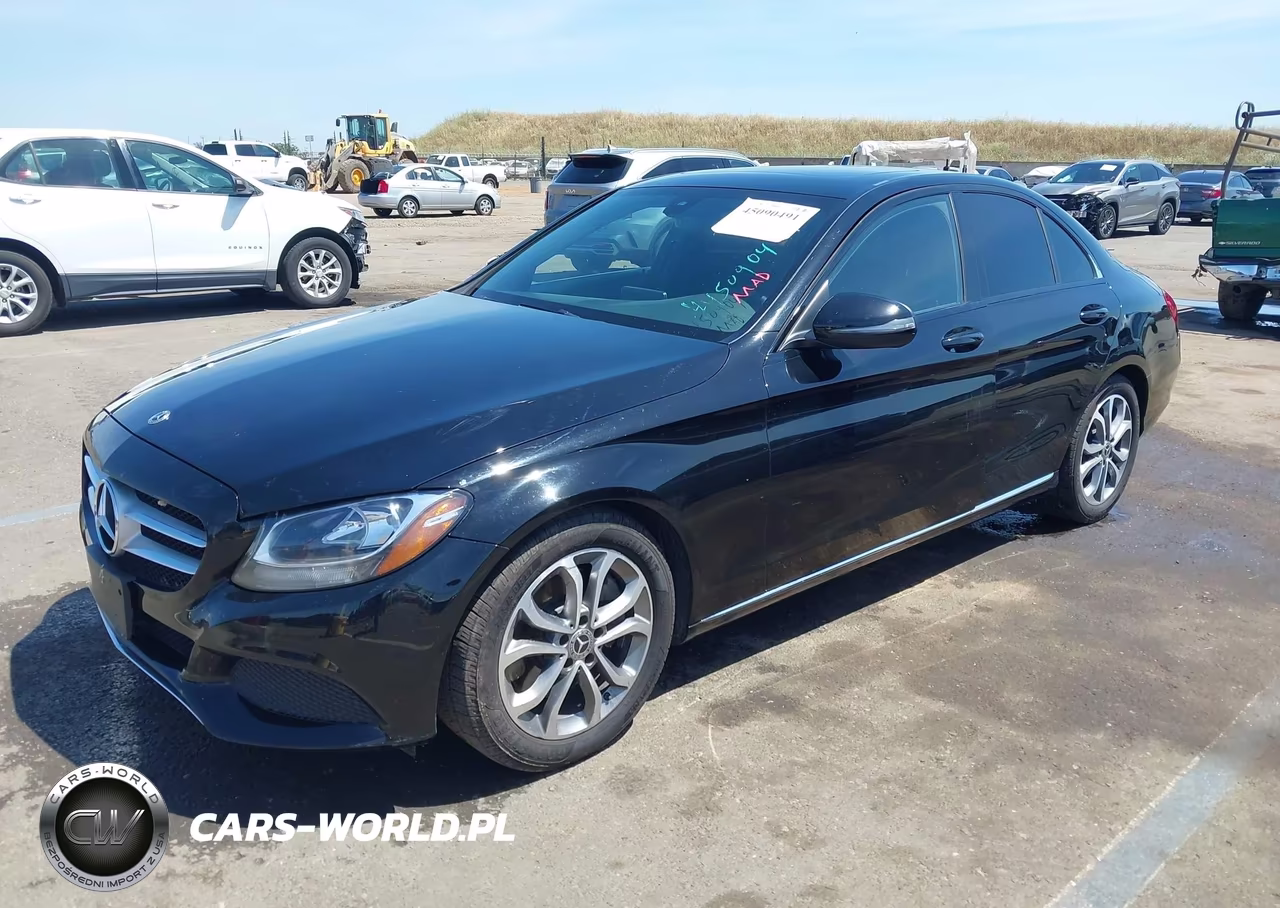 2018 Mercedes-Benz C 300 VIN:55SWF4JB8JU247722 - 2