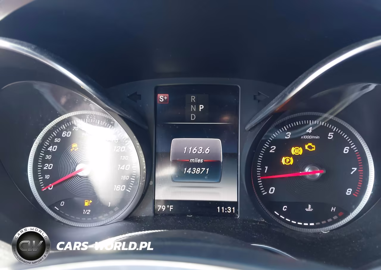 2018 Mercedes-Benz C 300 VIN:55SWF4JB8JU247722 - 7