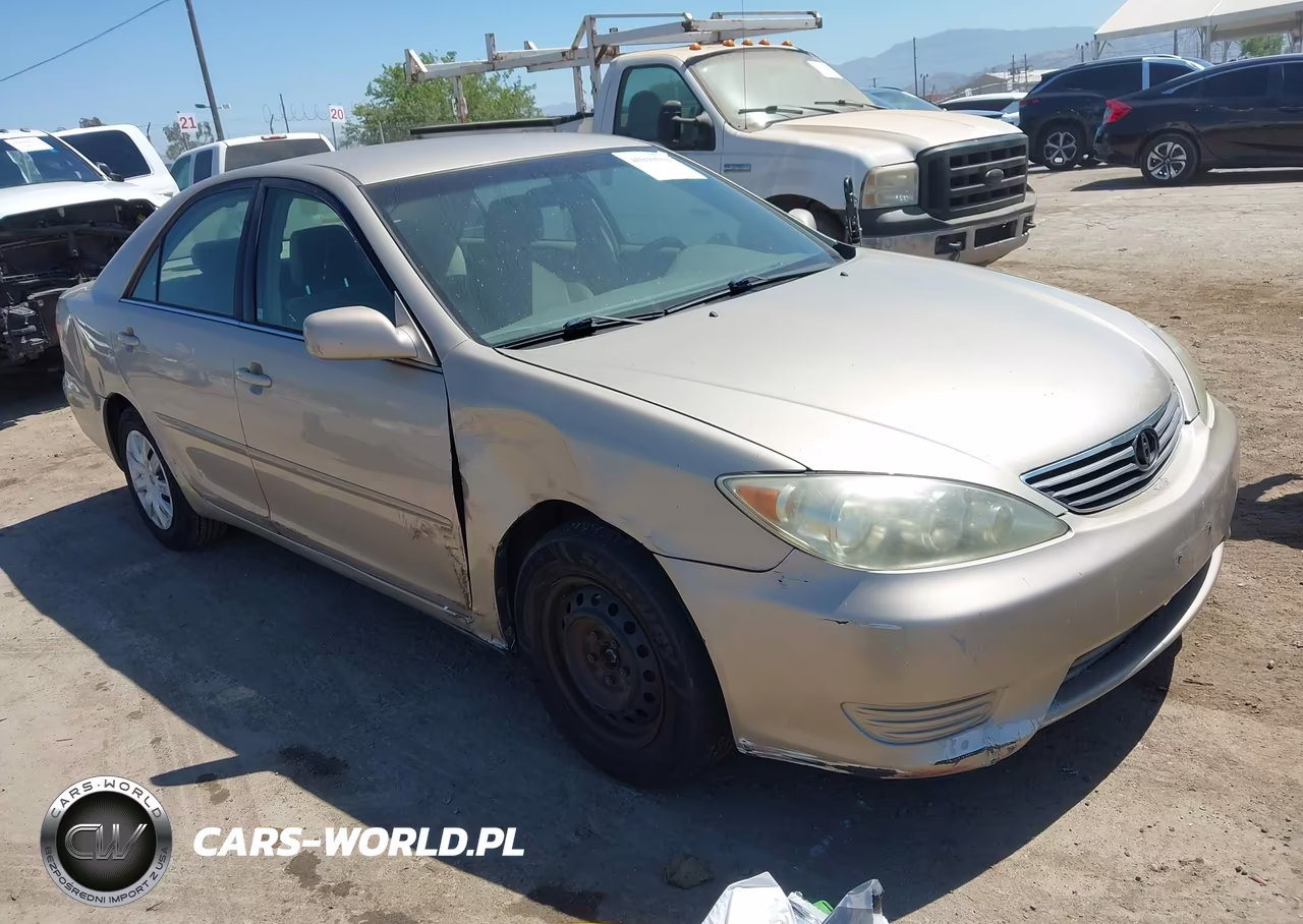 2005 Toyota Camry Le