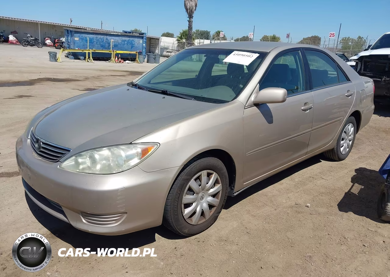 2005 Toyota Camry Le VIN:4T1BE32K95U032628 - 2