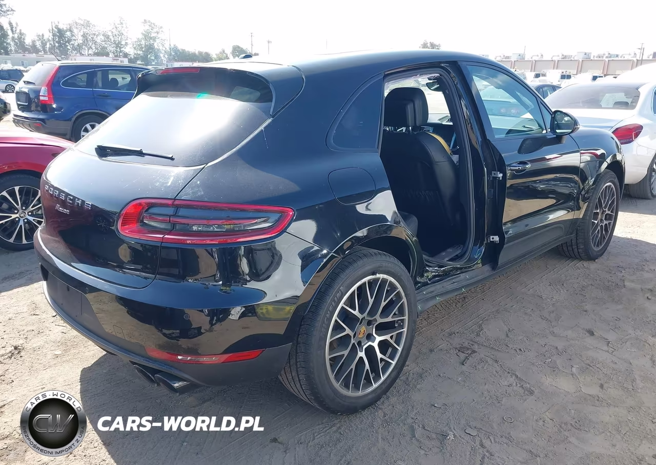 2018 Porsche Macan Sport Edition VIN:WP1AA2A59JLB15654 - 4