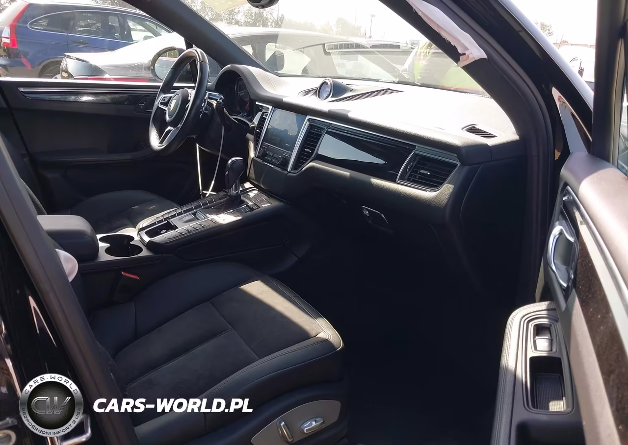 2018 Porsche Macan Sport Edition VIN:WP1AA2A59JLB15654 - 5