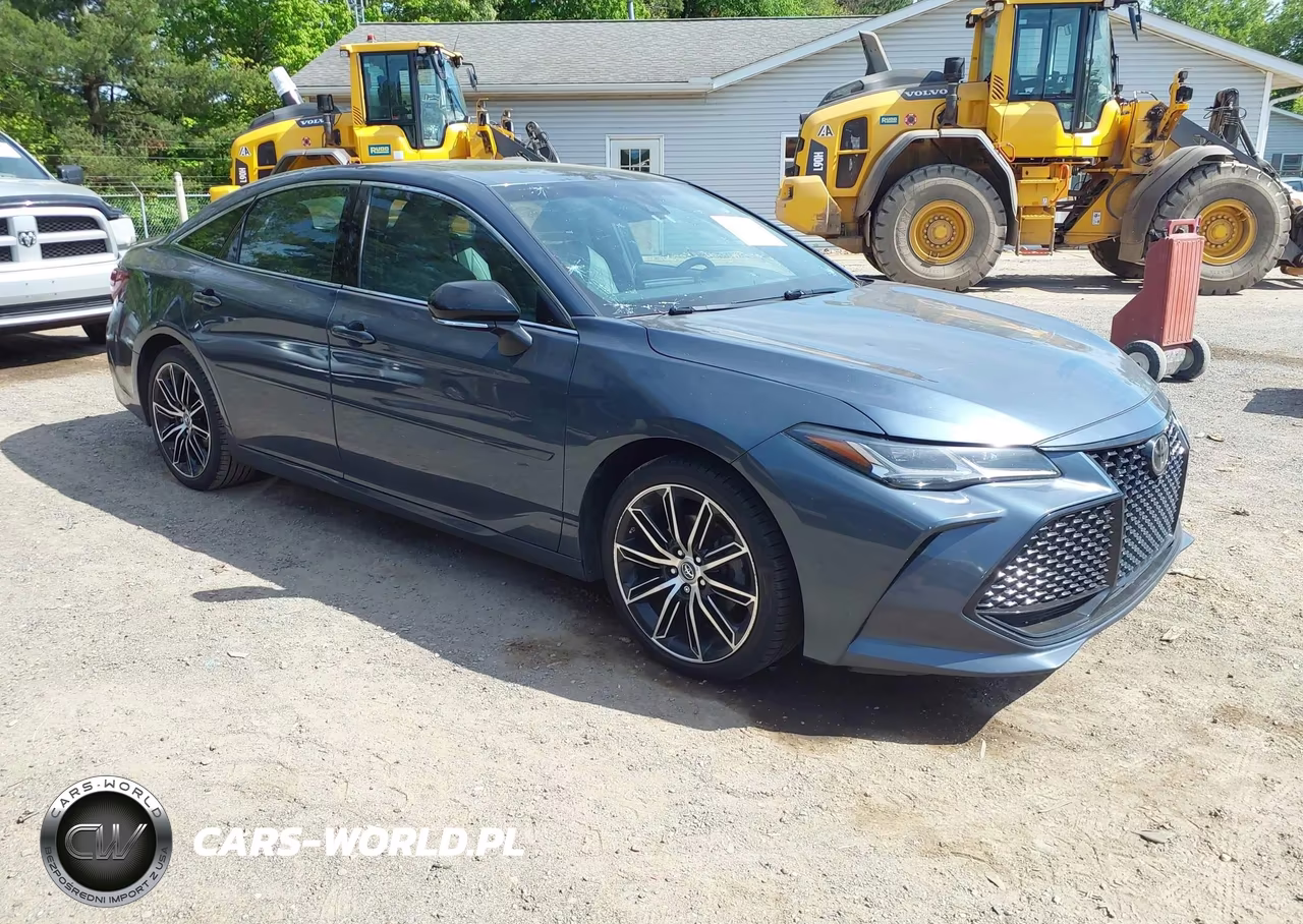 2019 Toyota Avalon Touring