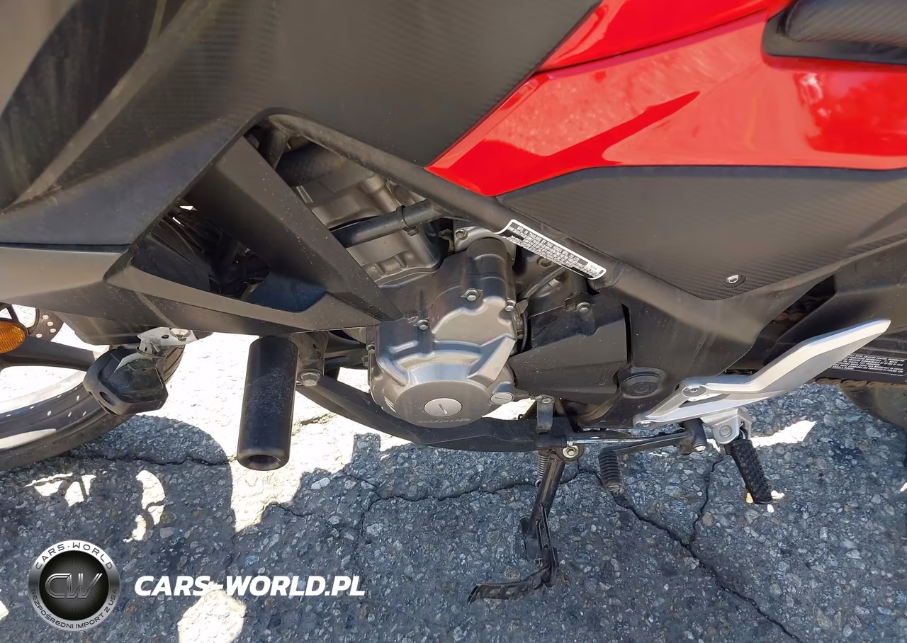 2015 Honda Cb300 F VIN:MLHNC521XF5100583 - 9