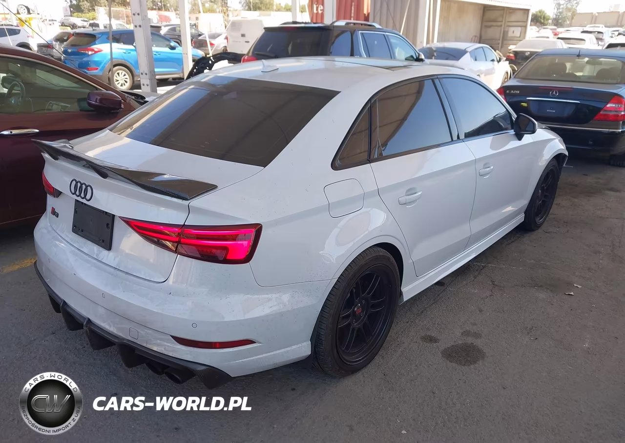 2017 Audi S3 2.0T Premium Plus VIN:WAUF1HFF9H1025175 - 4