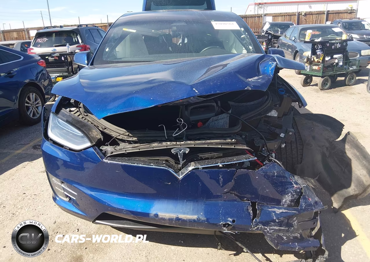 2017 Tesla Model X 100D-75D-90D VIN:5YJXCBE26HF048269 - 13