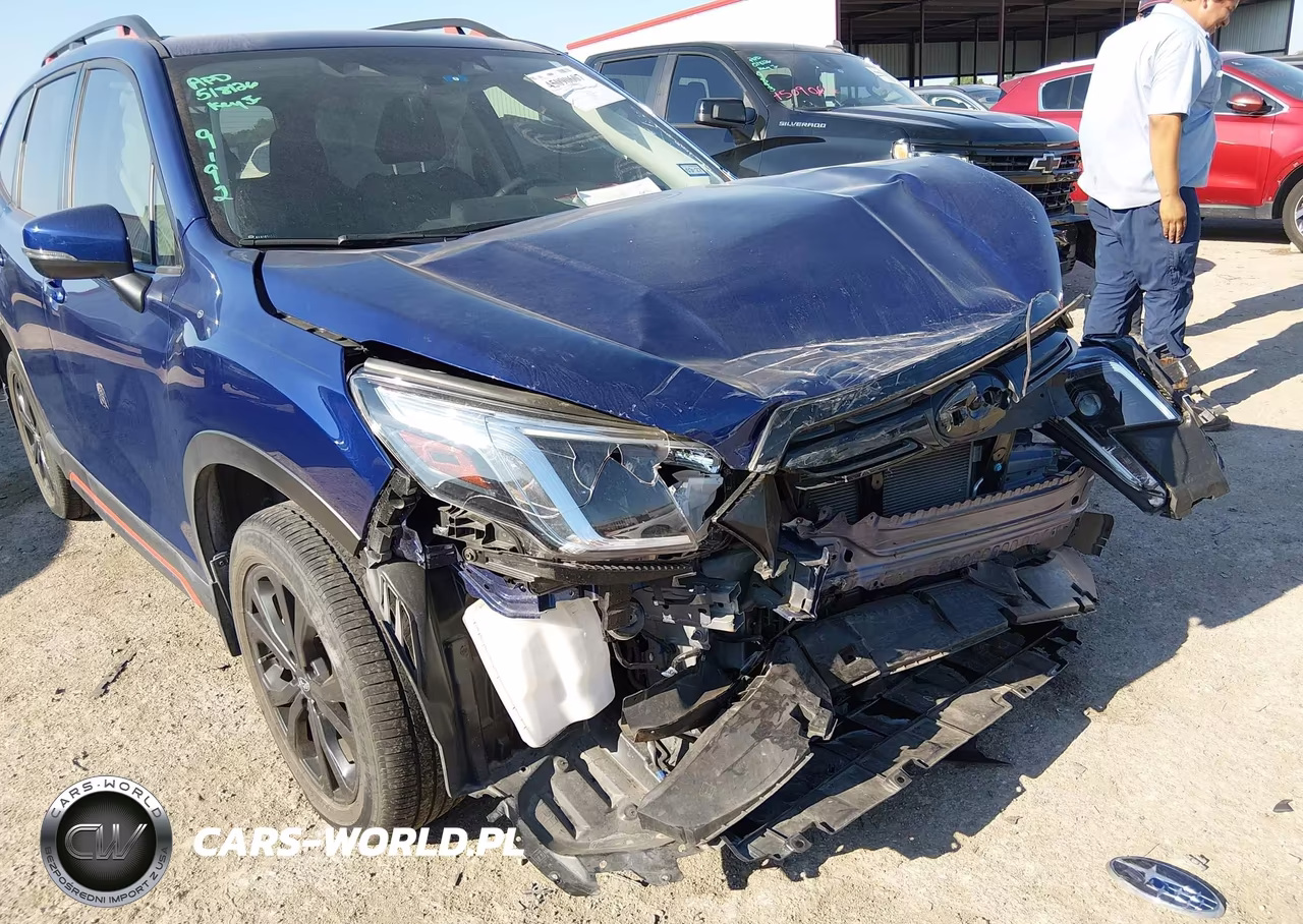 2024 Subaru Forester Sport VIN:JF2SKAEC4RH449192 - 6