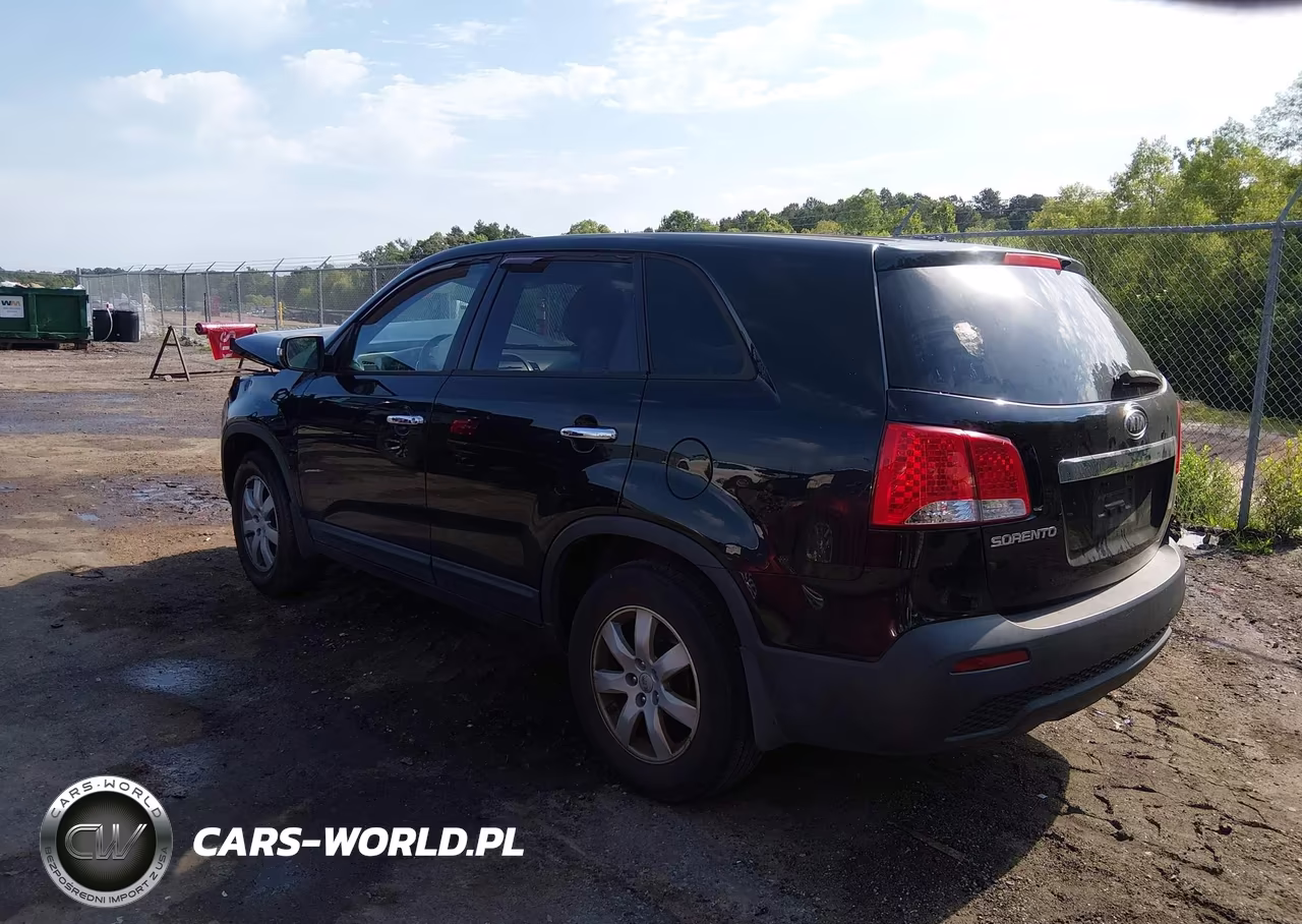 2012 Kia Sorento Lx VIN:5XYKT3A1XCG250806 - 3