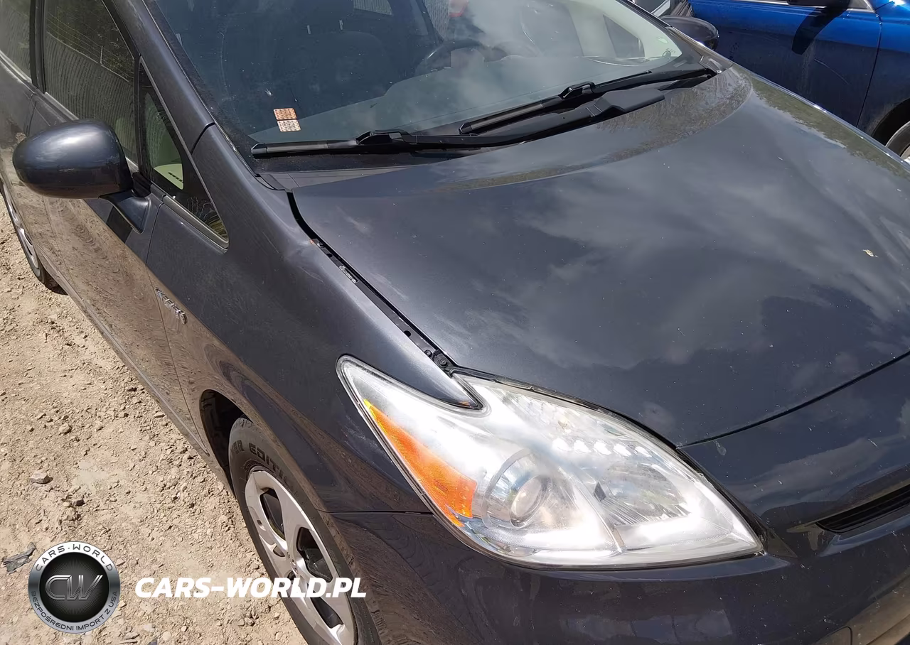 2012 Toyota Prius Two VIN:JTDKN3DU1C1570726 - 6