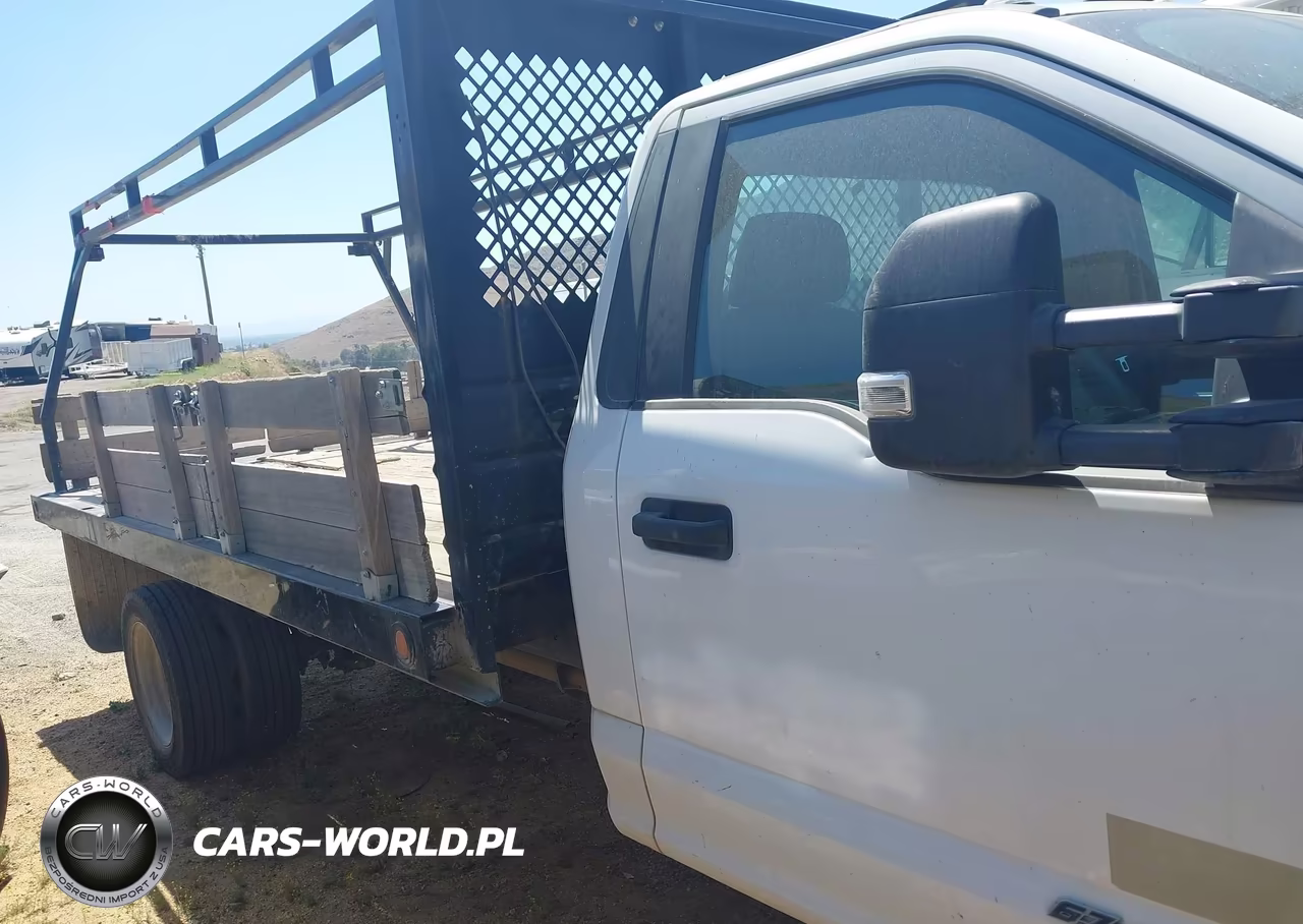 2020 Ford F-550 Chassis Xl VIN:1FDUF5GT9LDA03548 - 16