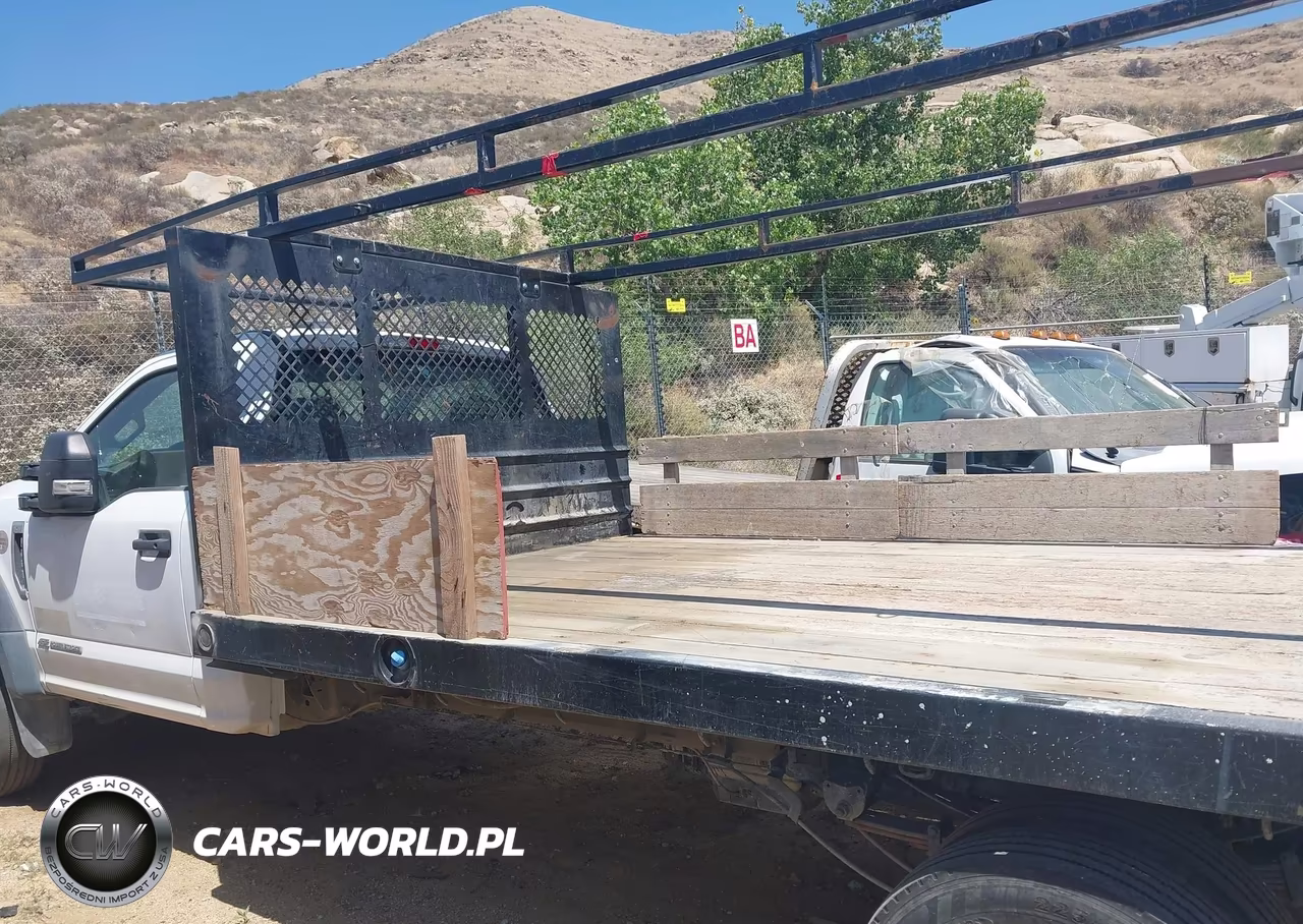2020 Ford F-550 Chassis Xl VIN:1FDUF5GT9LDA03548 - 17