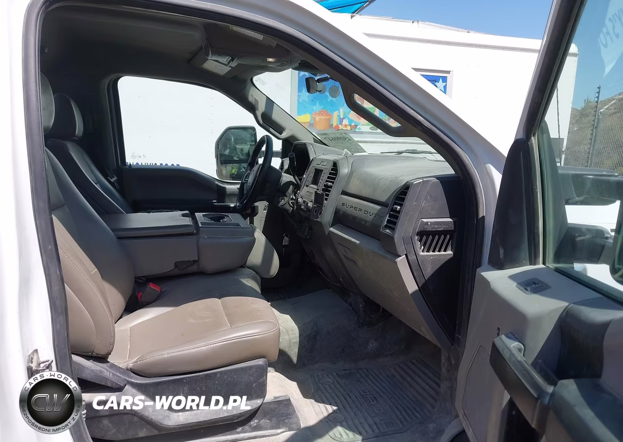 2020 Ford F-550 Chassis Xl VIN:1FDUF5GT9LDA03548 - 7