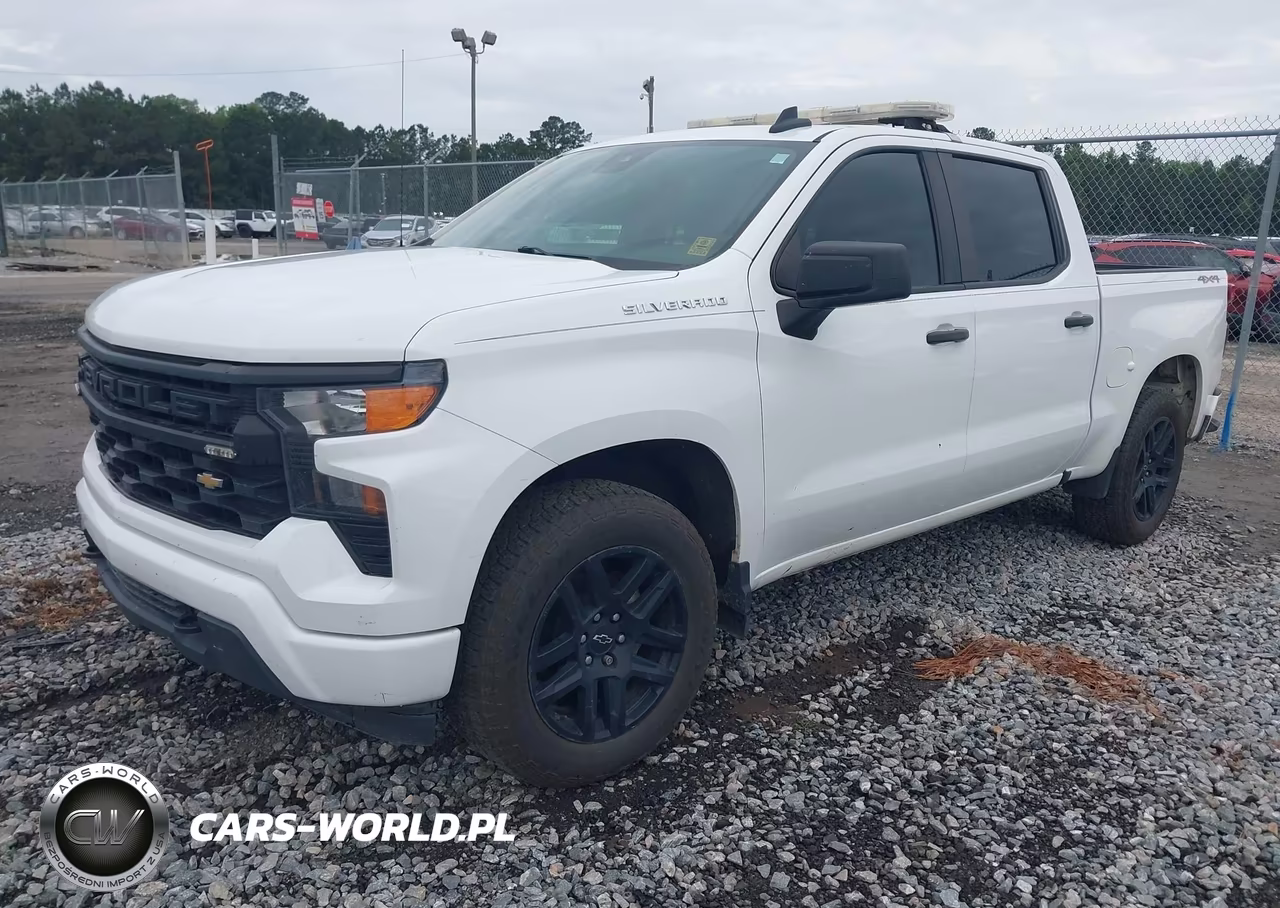2022 Chevrolet Silverado 1500 4Wd Short Bed Custom VIN:1GCPDBEK8NZ587995 - 2