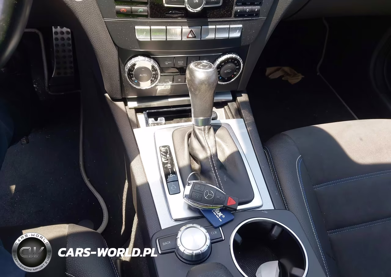 2015 Mercedes-Benz C 250 VIN:WDDGJ4HB7FG375544 - 11
