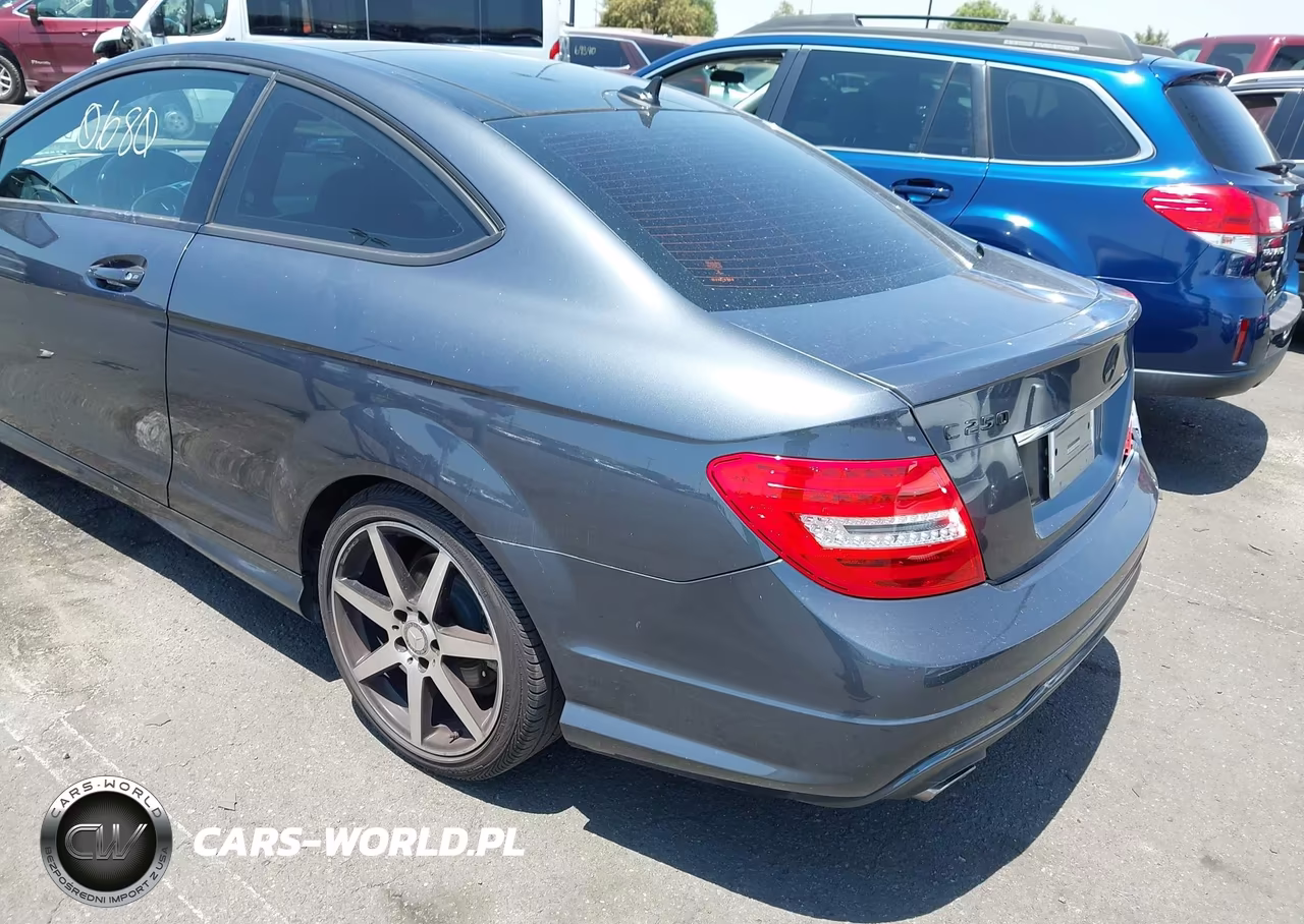 2015 Mercedes-Benz C 250 VIN:WDDGJ4HB7FG375544 - 3