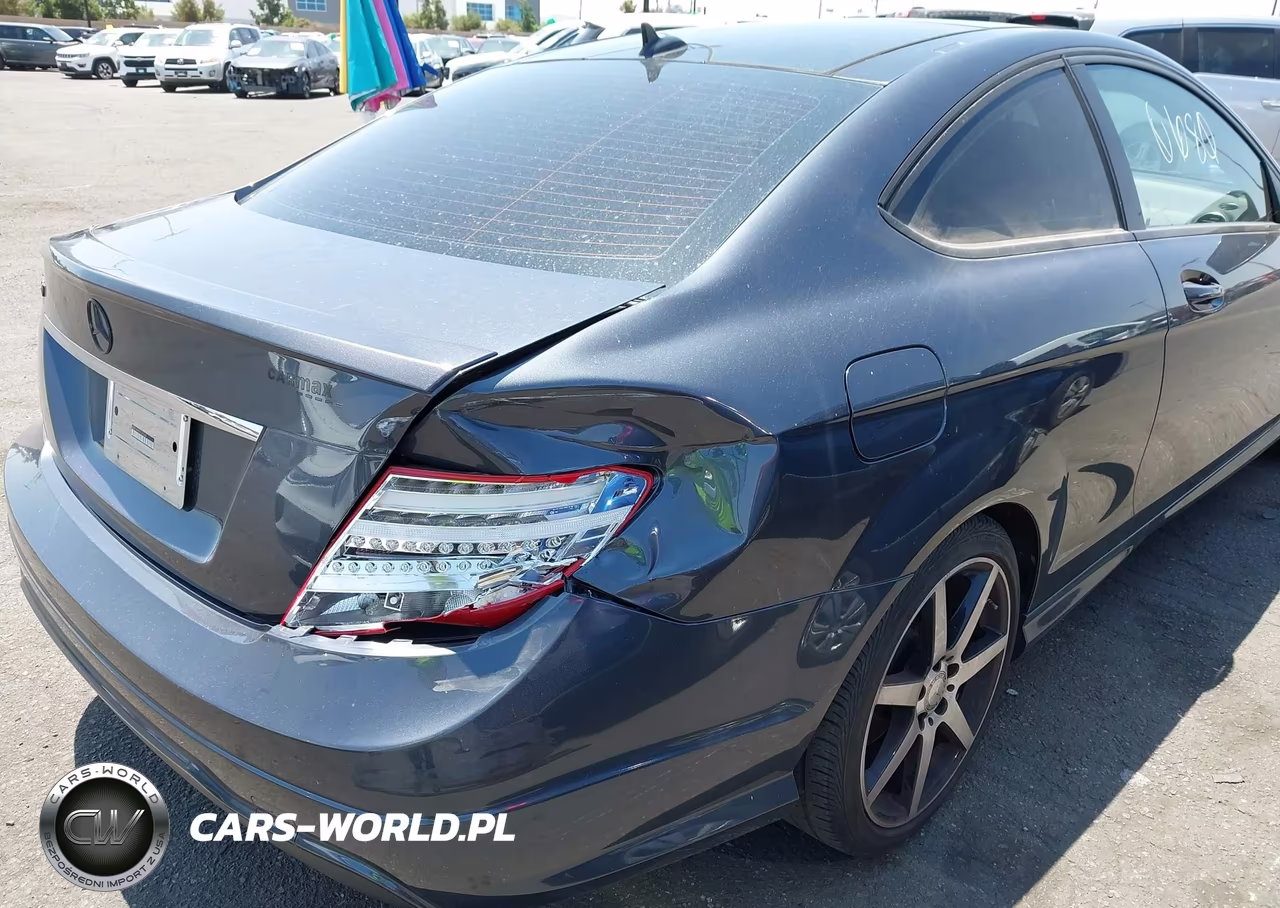 2015 Mercedes-Benz C 250 VIN:WDDGJ4HB7FG375544 - 6