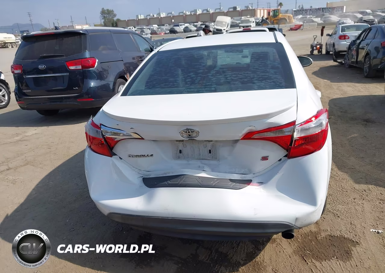 2015 Toyota Corolla S Plus VIN:5YFBURHE8FP223404 - 16