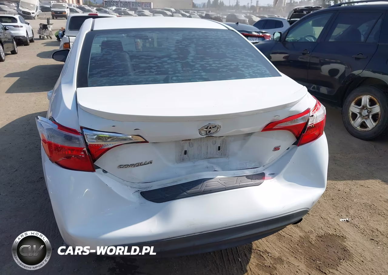 2015 Toyota Corolla S Plus VIN:5YFBURHE8FP223404 - 6