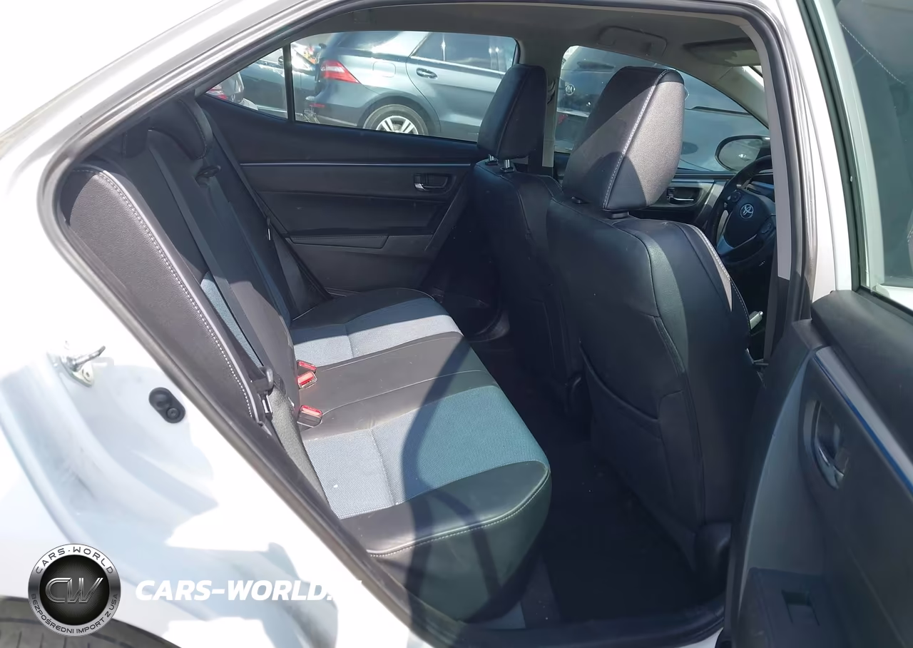 2015 Toyota Corolla S Plus VIN:5YFBURHE8FP223404 - 8