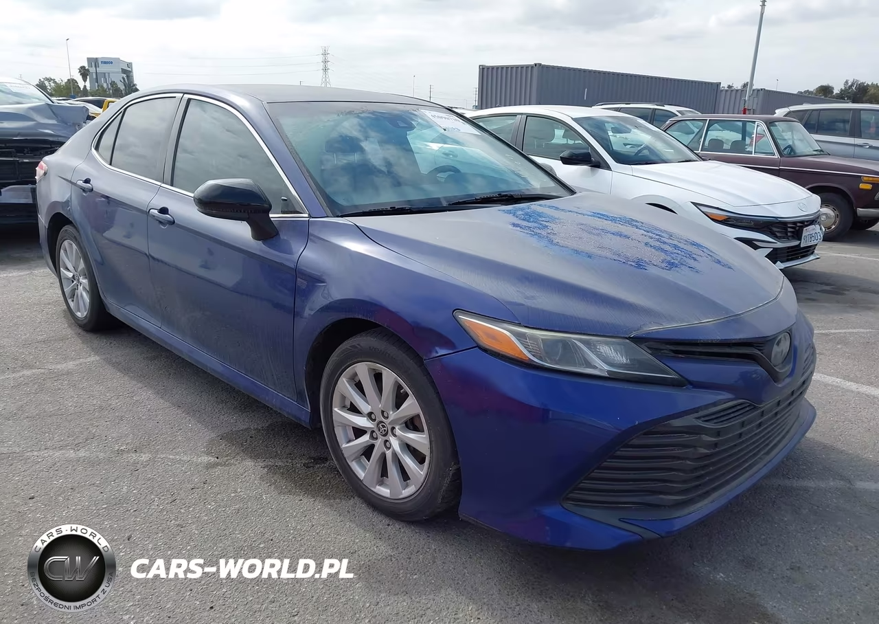 Główne zdjęcie 2018 Toyota Camry Le