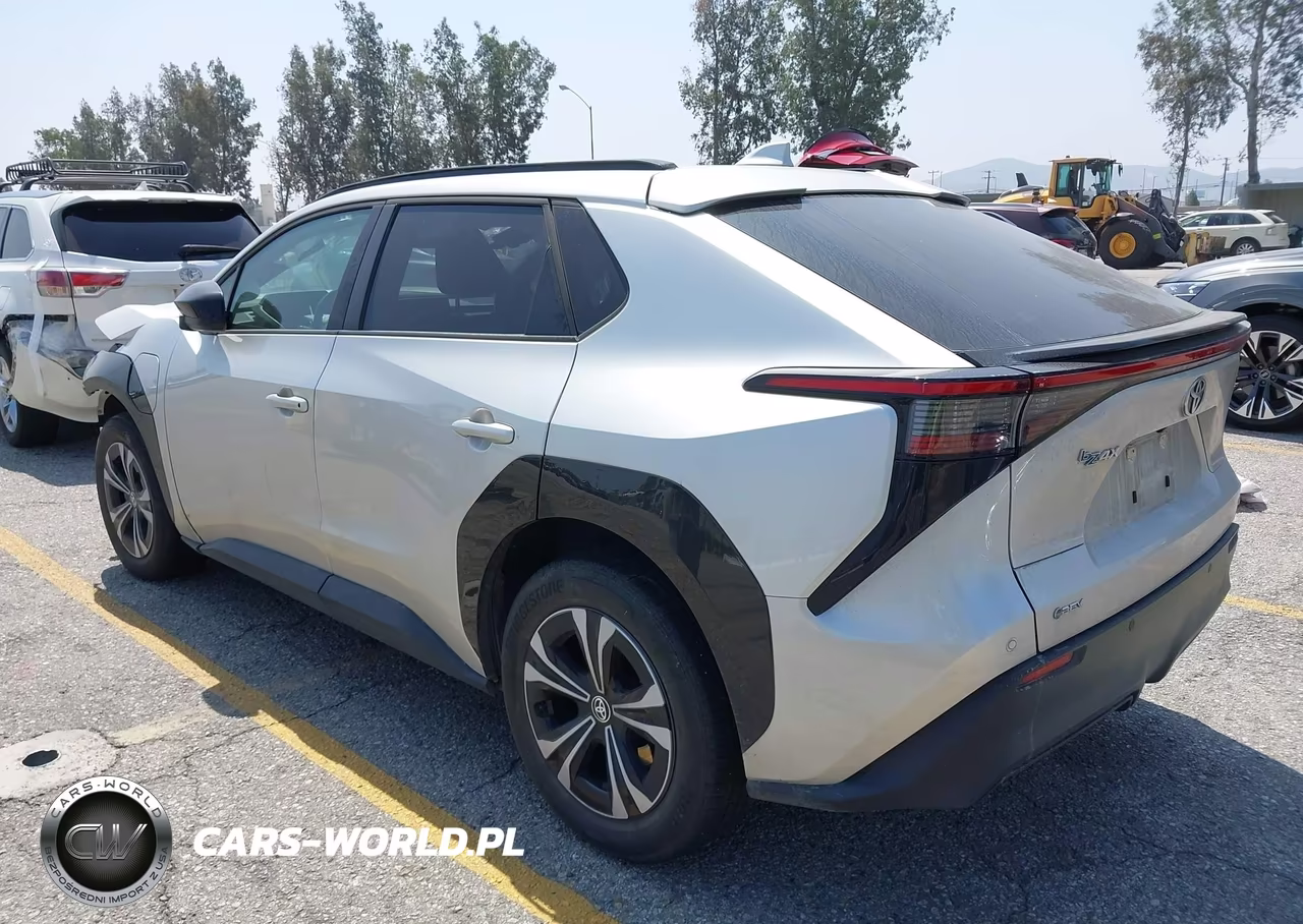 2024 Toyota Bz4X Xle VIN:JTMAAAAA2RA040781 - 3