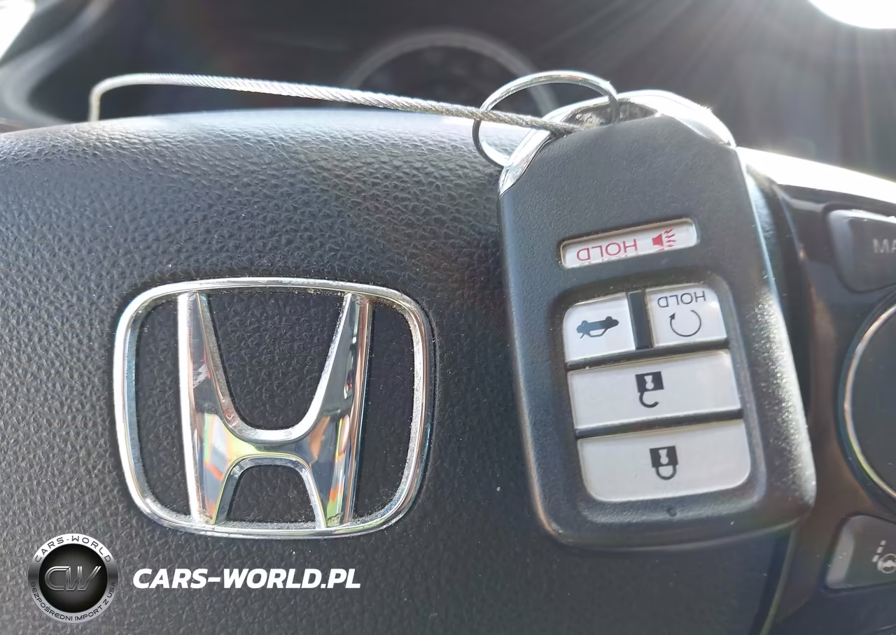 2017 Honda Accord Hybrid Touring VIN:JHMCR6F73HC027423 - 11