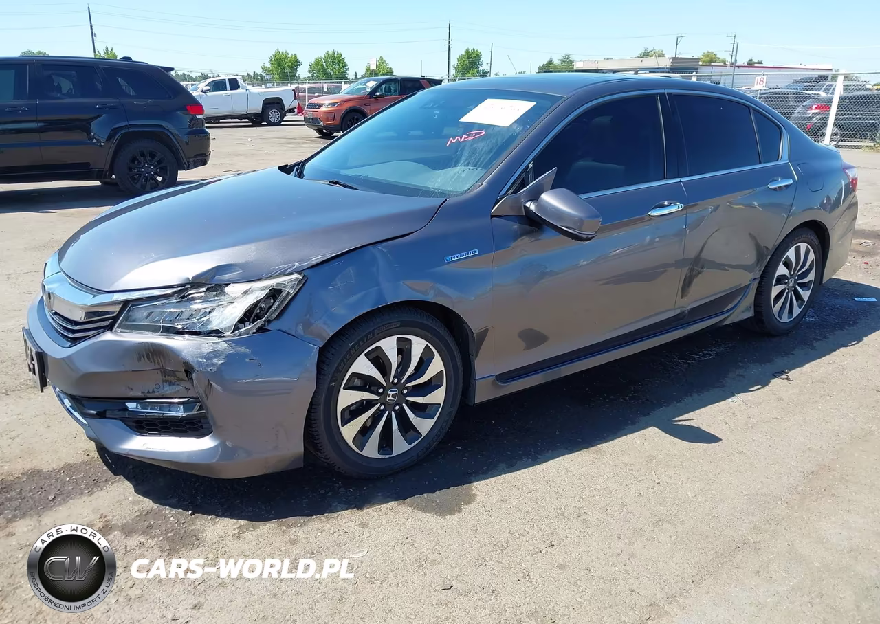 2017 Honda Accord Hybrid Touring VIN:JHMCR6F73HC027423 - 2