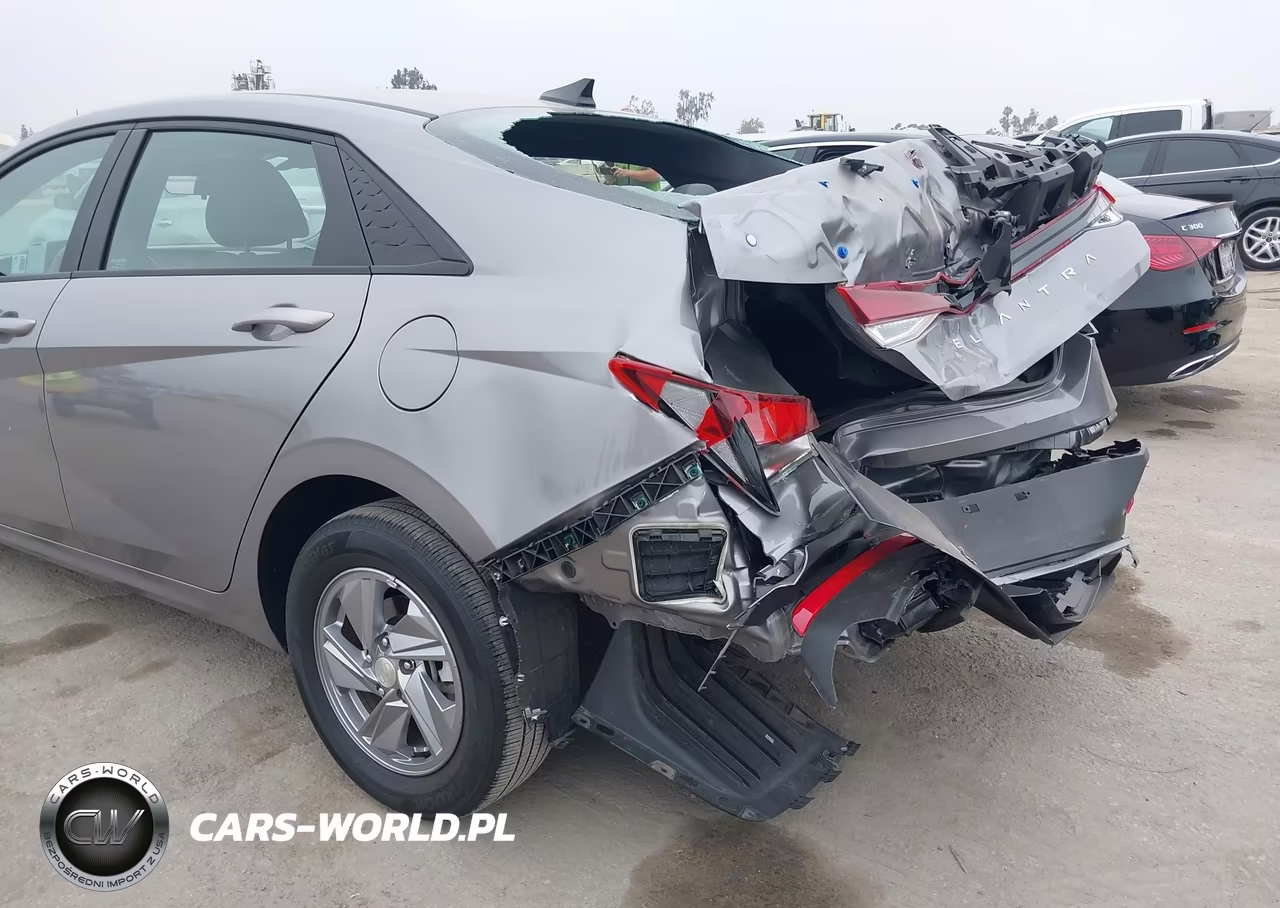 2024 Hyundai Elantra Se VIN:KMHLL4DG9RU814846 - 17