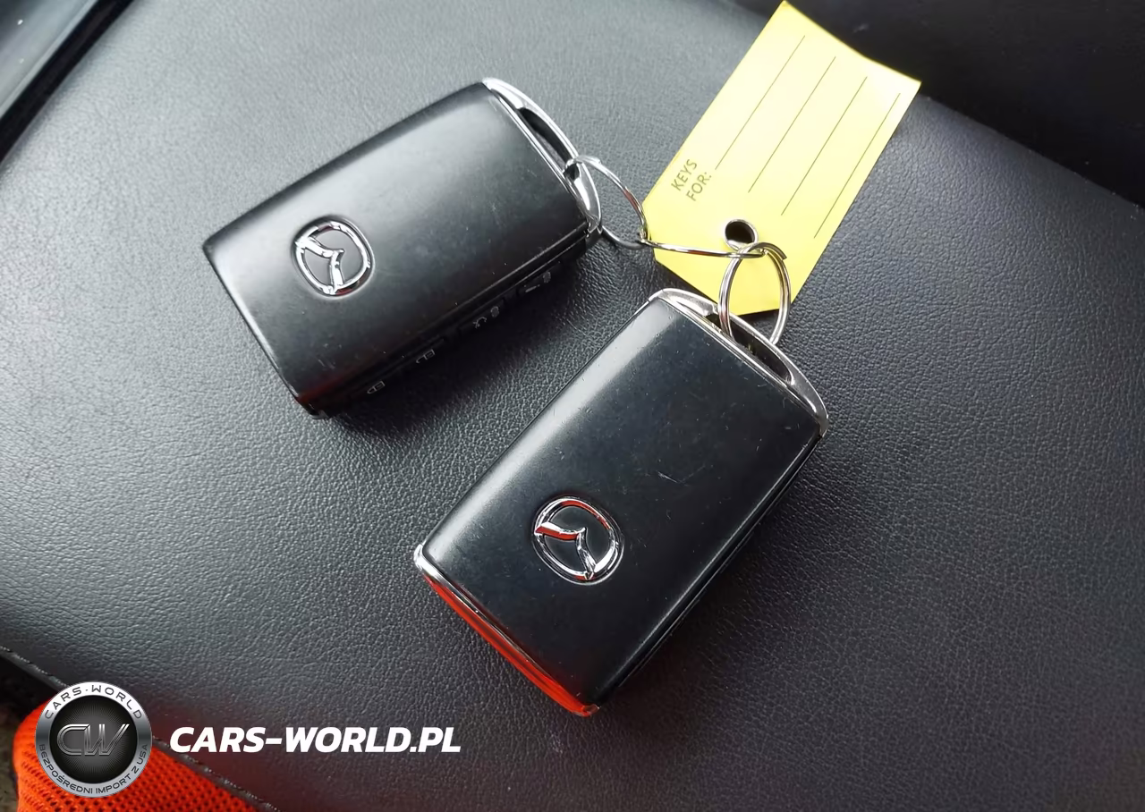 2022 Mazda Mazda3 Preferred VIN:3MZBPBCL6NM305333 - 11