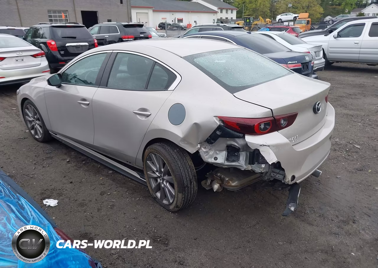 2022 Mazda Mazda3 Preferred VIN:3MZBPBCL6NM305333 - 3