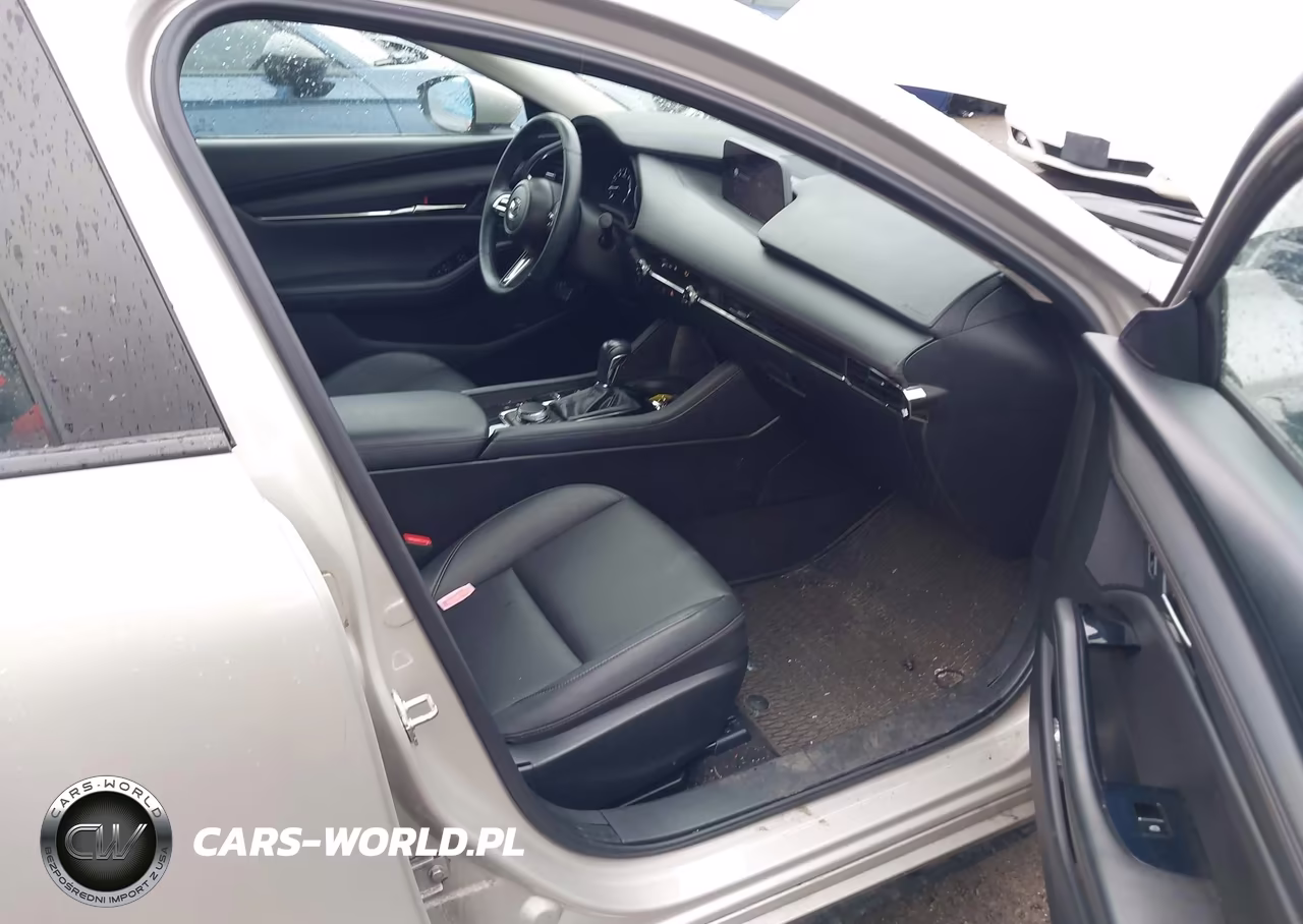 2022 Mazda Mazda3 Preferred VIN:3MZBPBCL6NM305333 - 5