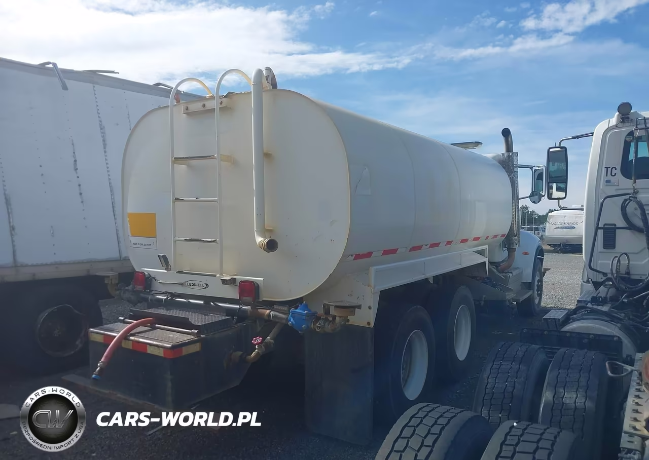 2016 Peterbilt 348 VIN:2NP3LJ0X7GM325600 - 4