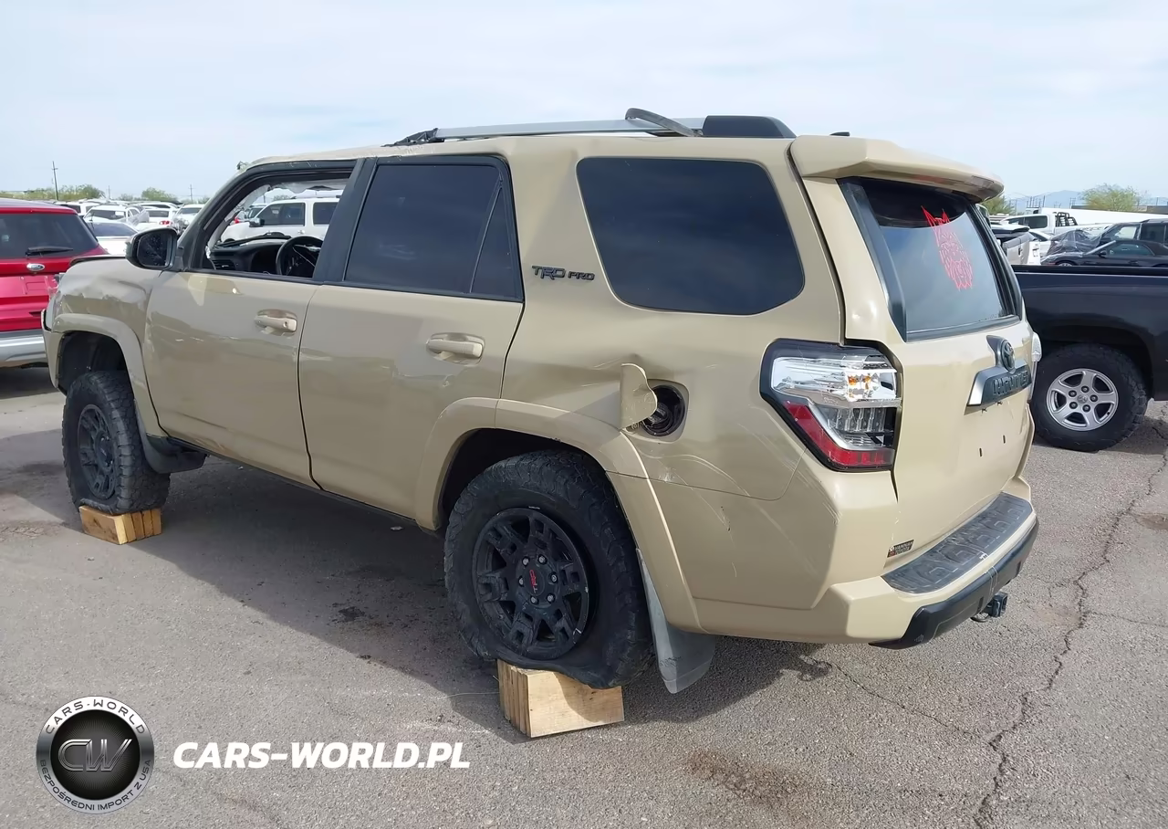 2016 Toyota 4Runner Trd Pro VIN:JTEBU5JR6G5354833 - 3
