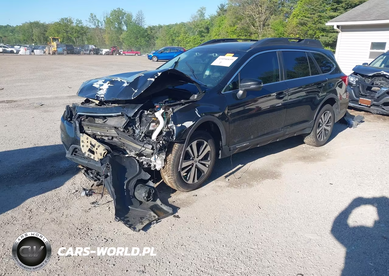 2019 Subaru Outback 3.6R Limited VIN:4S4BSENC7K3327737 - 2