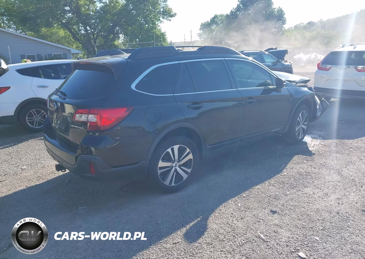 2019 Subaru Outback 3.6R Limited VIN:4S4BSENC7K3327737 - 4