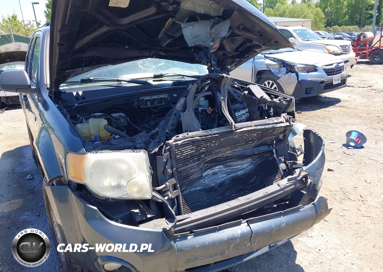 2008 Ford Escape Xlt VIN:1FMCU93138KC18777 - 6