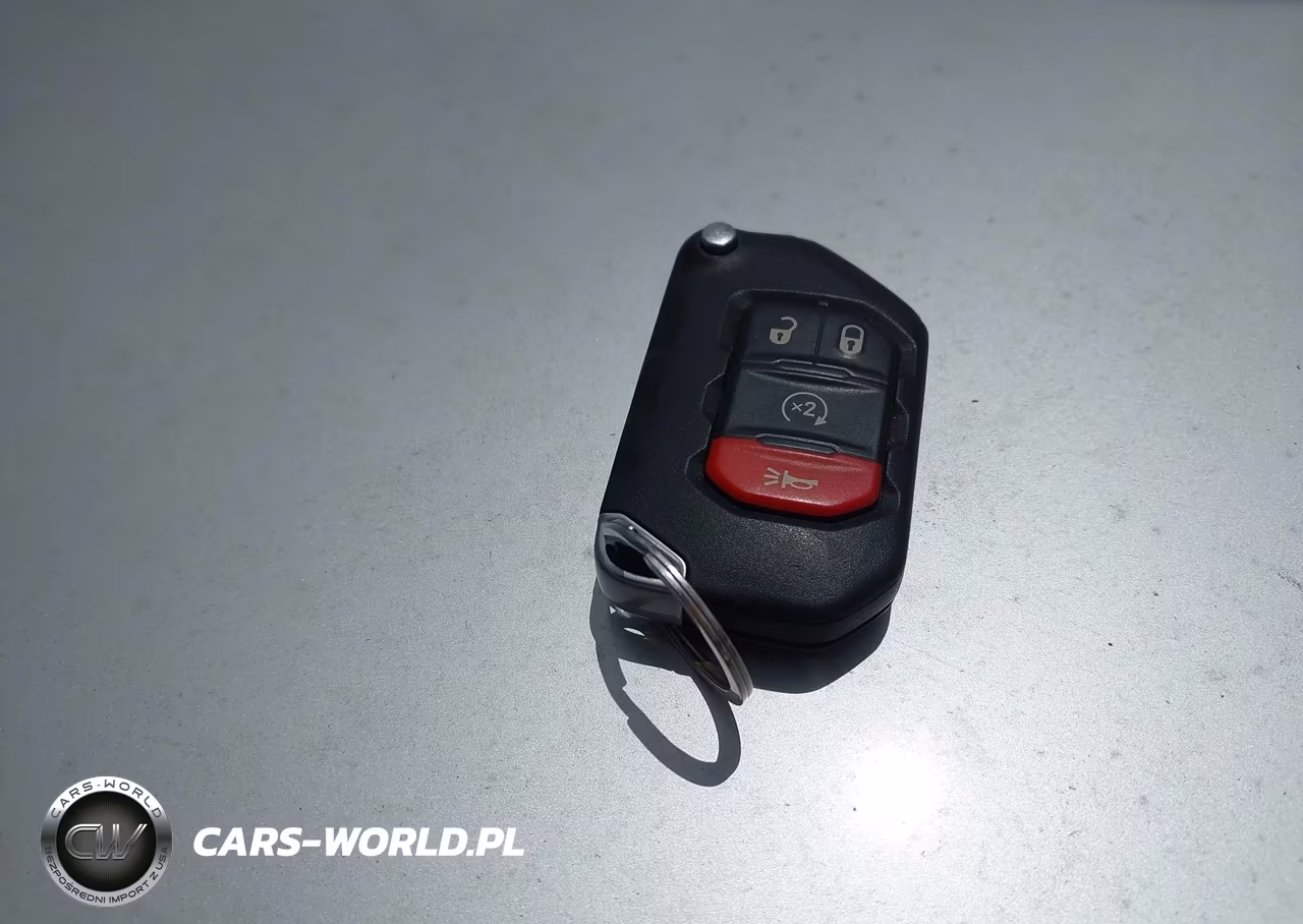 2019 Jeep Wrangler Unlimited Sahara Altitude 4X4 VIN:1C4HJXEG8KW675299 - 11