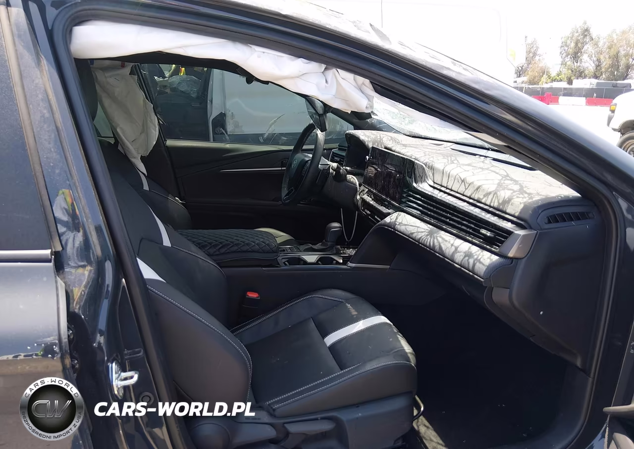 2025 Toyota Camry Se VIN:4T1DAACK1SU617240 - 5