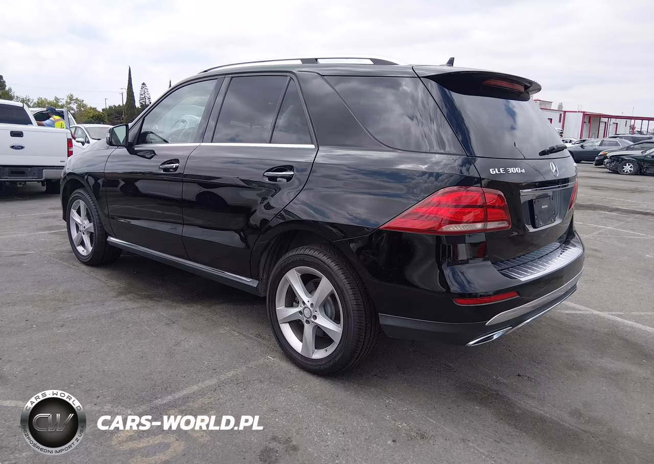 2016 Mercedes-Benz Gle 300D 4Matic VIN:4JGDA0EB9GA628597 - 3