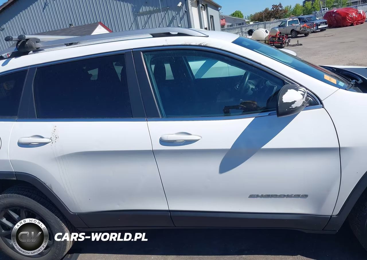2018 Jeep Cherokee Latitude Fwd VIN:1C4PJLCB2JD504182 - 13