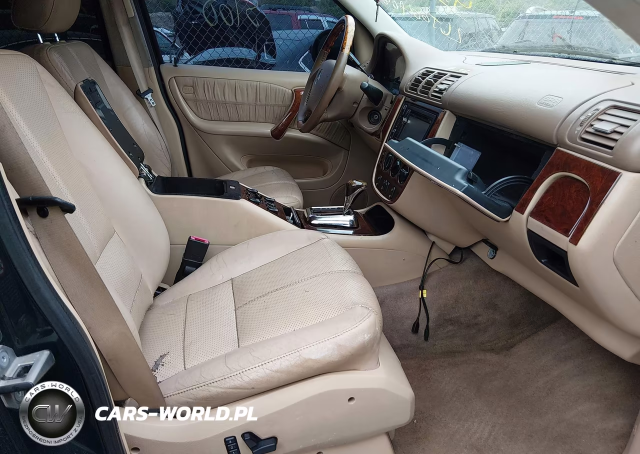2000 Mercedes-Benz Ml 320 VIN:4JGAB54E5YA166842 - 5