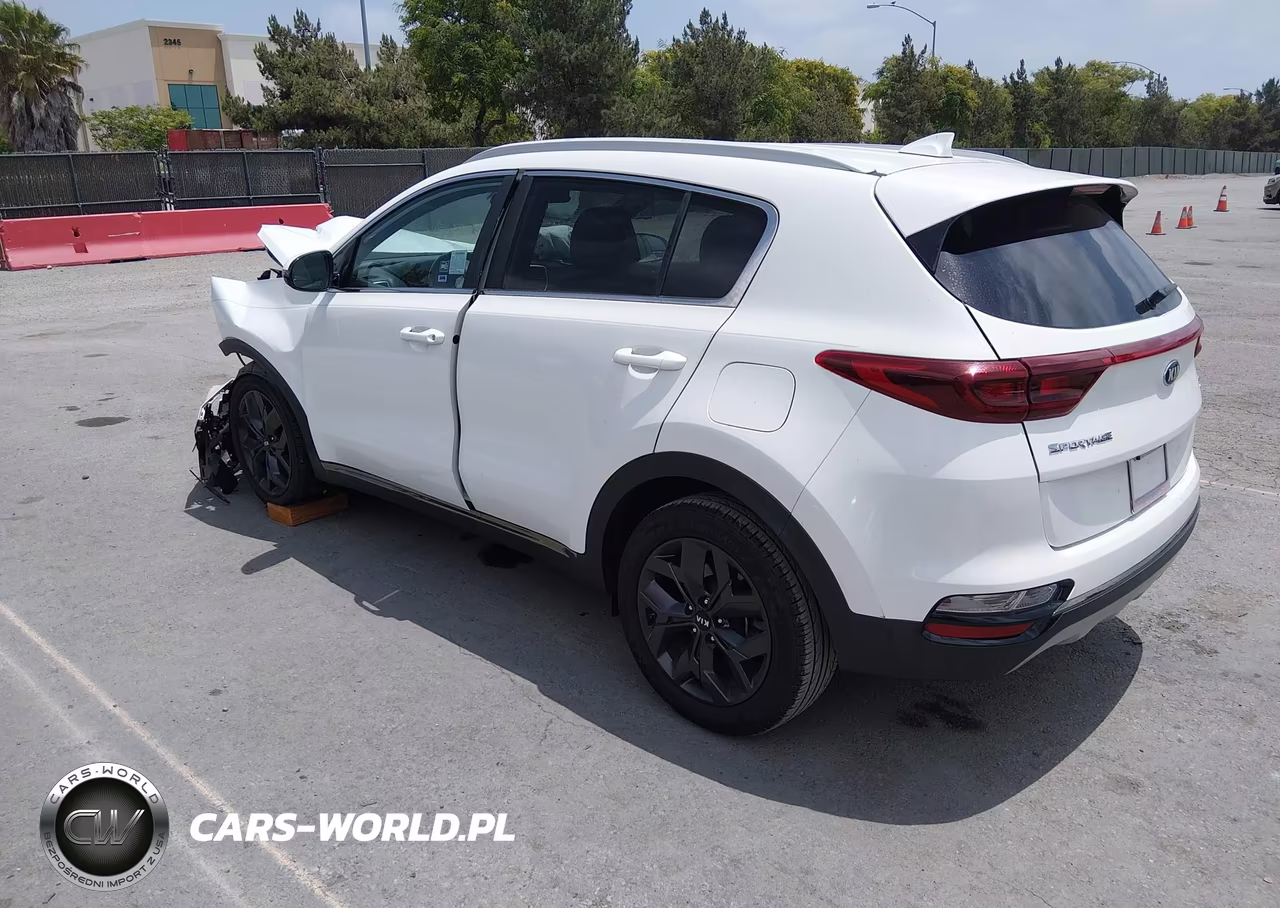 2020 Kia Sportage S VIN:KNDP63AC2L7740152 - 3